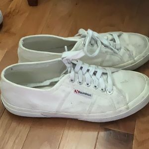 Superga 2750 COTU Classic shoes. Loved by Kate Middleton